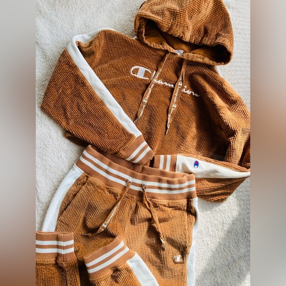 Champion Other - Champion vintage corduroy set